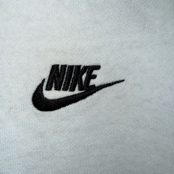 Nike White Hoodie with Black Embroidered Logo Men’s M Good Condition with Hole - Picture 4 of 11